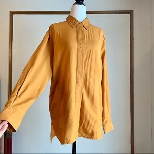 Vintage mustard blouse with cute collar ✨